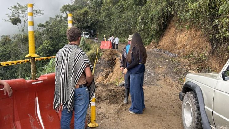 Cierran la vía entre Chinácota, Ragonvalia y Herrán por colapso de la banca